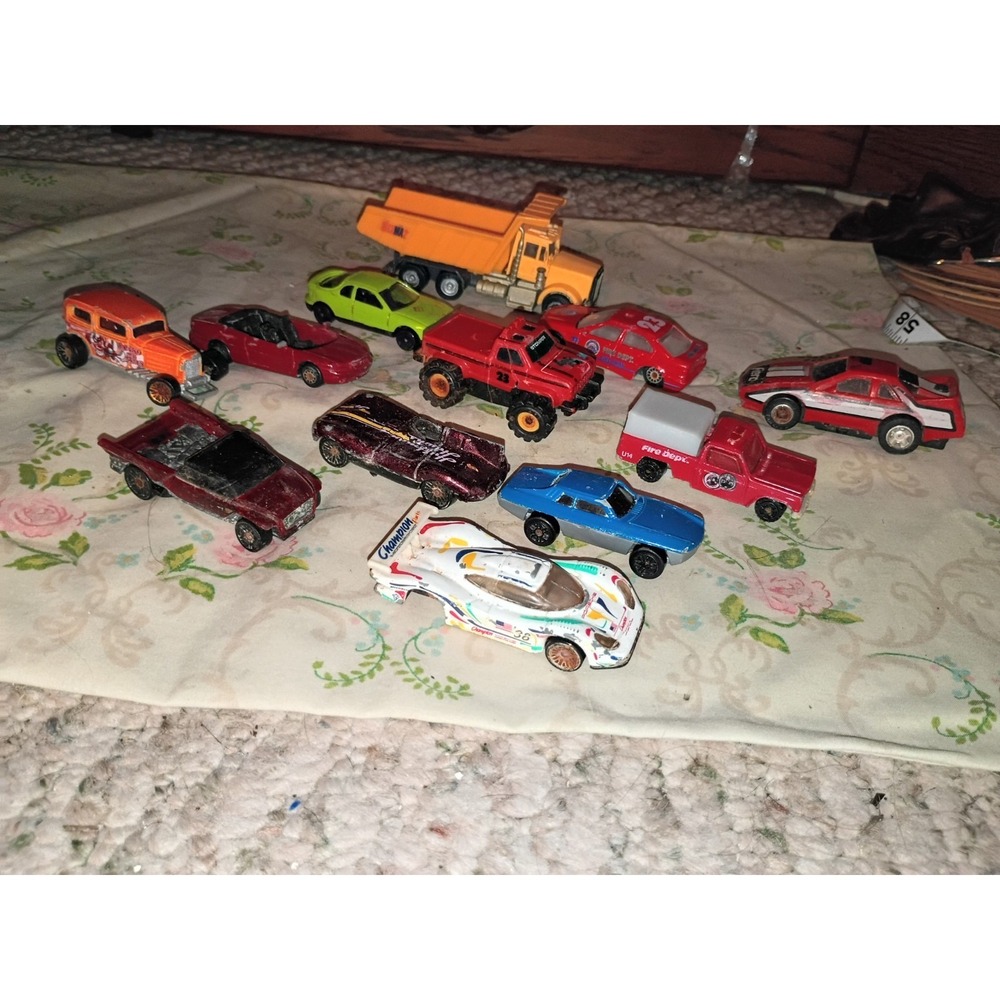 Lot Of Mostly Vintage Hotwheels Metal, Plastic Various Years